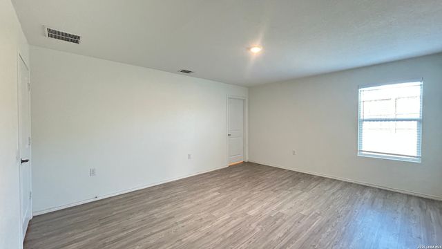 12030 PICARD BND, San Antonio, TX 78221