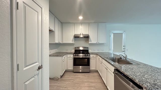 12030 PICARD BND, San Antonio, TX 78221