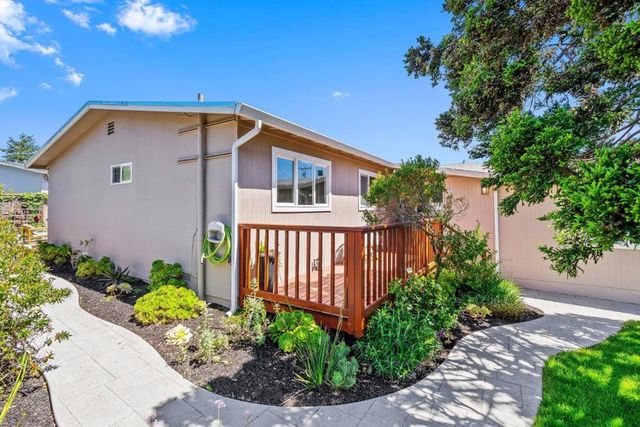 1055 View Way, Pacifica, CA 94044