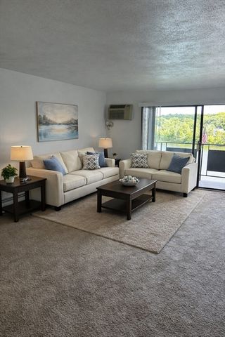 2 Victory Road 27, Lynn, MA 01902