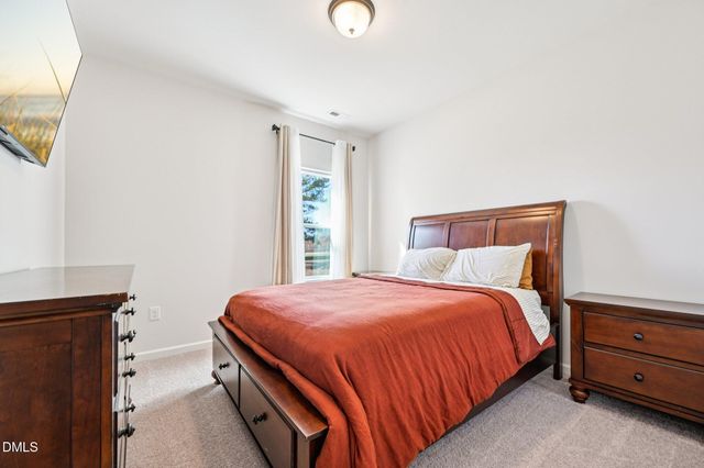 91 Commons Circle, Clayton, NC 27520