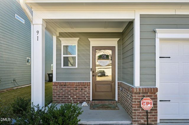 91 Commons Circle, Clayton, NC 27520