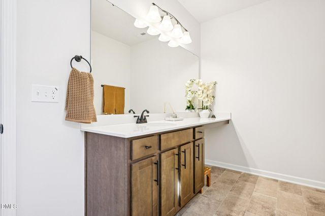 91 Commons Circle, Clayton, NC 27520