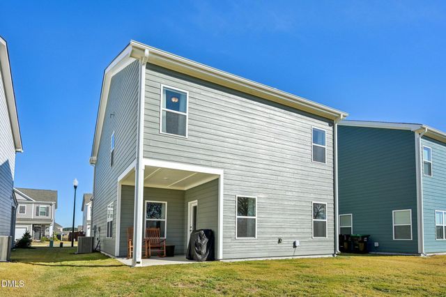 91 Commons Circle, Clayton, NC 27520