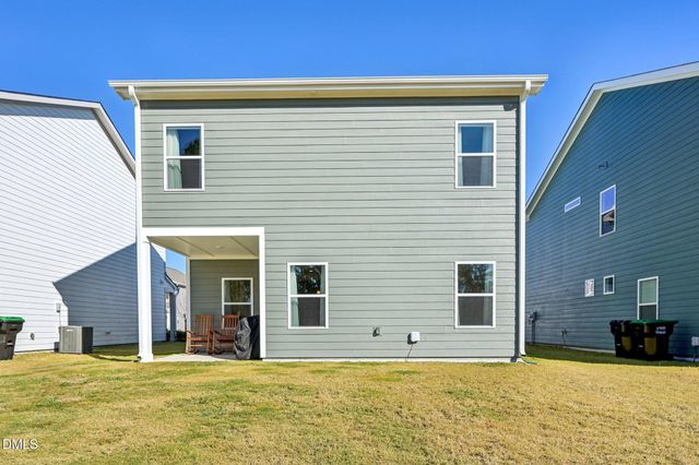 91 Commons Circle, Clayton, NC 27520