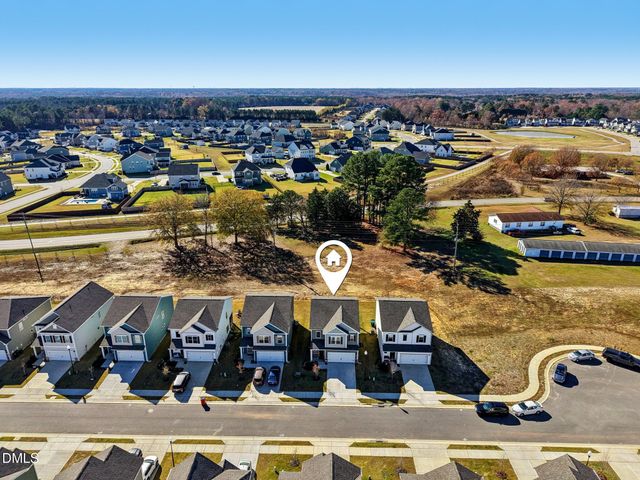 91 Commons Circle, Clayton, NC 27520