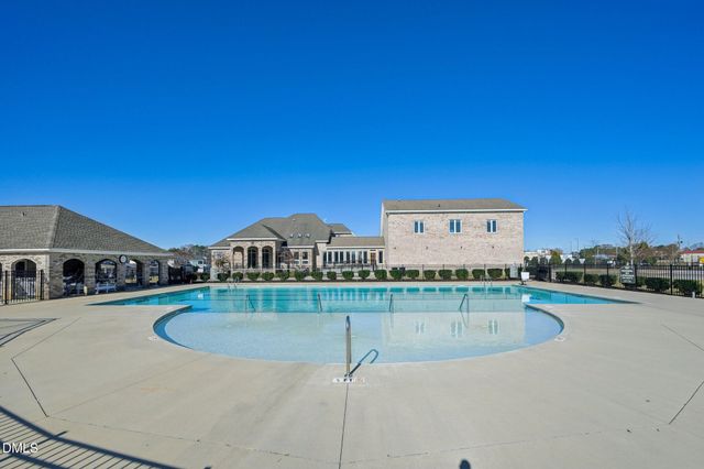 91 Commons Circle, Clayton, NC 27520