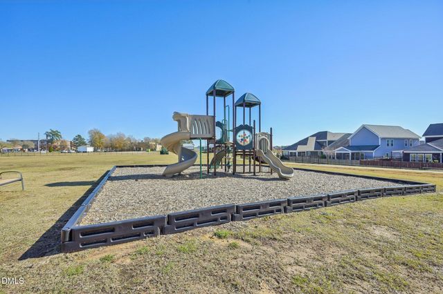 91 Commons Circle, Clayton, NC 27520