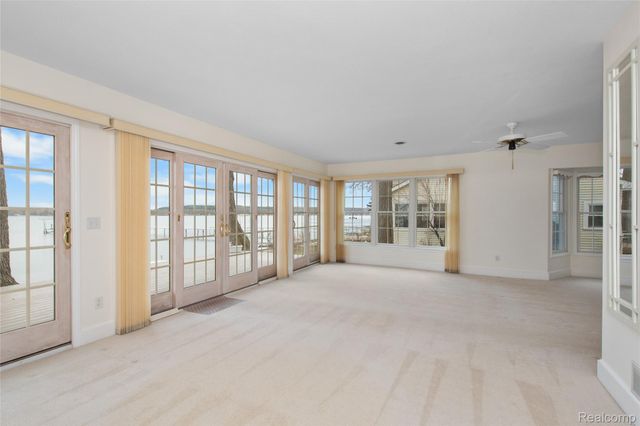 1382 Nita, Putnam Township, MI 48169