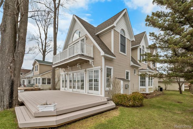 1382 Nita, Putnam Township, MI 48169