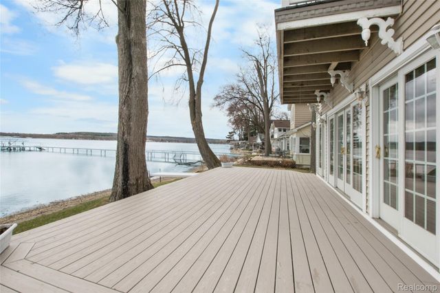 1382 Nita, Putnam Township, MI 48169