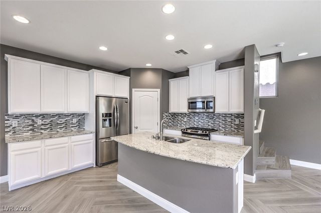 12420 Pinetina Street, Las Vegas, NV 89141