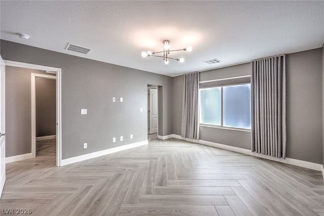 12420 Pinetina Street, Las Vegas, NV 89141