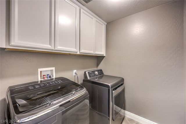 12420 Pinetina Street, Las Vegas, NV 89141