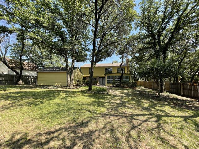 6305 Barcelona Drive, Arlington, TX 76016