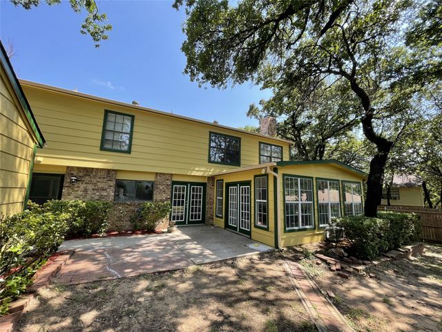 6305 Barcelona Drive, Arlington, TX 76016