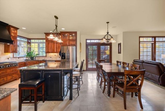 1610 E Eagle Feather Ln, Spokane, WA 99224