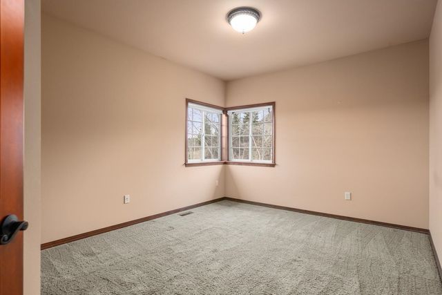 1610 E Eagle Feather Ln, Spokane, WA 99224