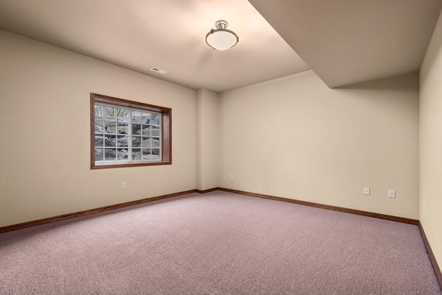 1610 E Eagle Feather Ln, Spokane, WA 99224