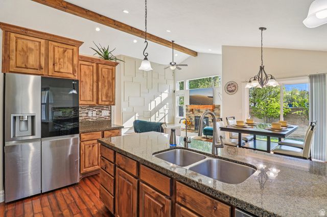 9239 S BRIGHTON VIEW DR, Sandy, UT 84070