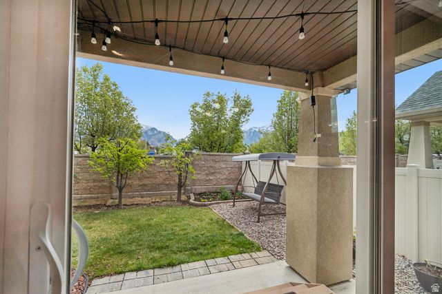 9239 S BRIGHTON VIEW DR, Sandy, UT 84070