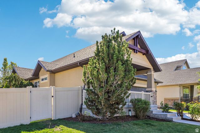 9239 S BRIGHTON VIEW DR, Sandy, UT 84070