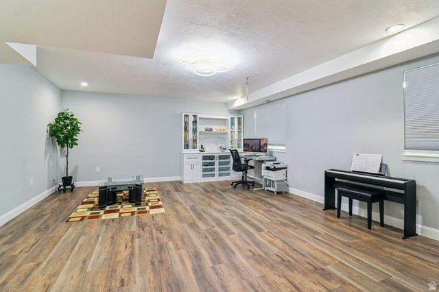 9239 S BRIGHTON VIEW DR, Sandy, UT 84070