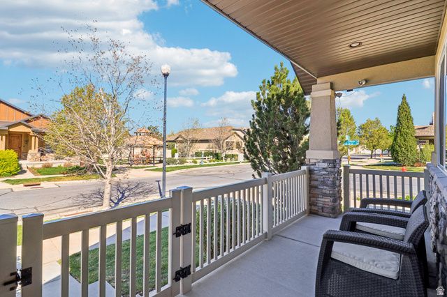 9239 S BRIGHTON VIEW DR, Sandy, UT 84070