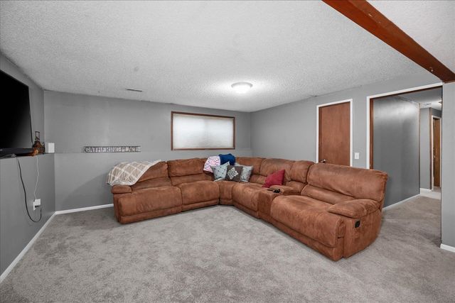 14104 E Sharp Ave, Spokane Valley, WA 99216