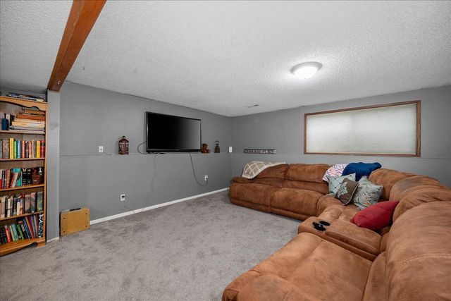 14104 E Sharp Ave, Spokane Valley, WA 99216