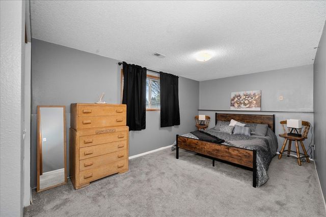 14104 E Sharp Ave, Spokane Valley, WA 99216