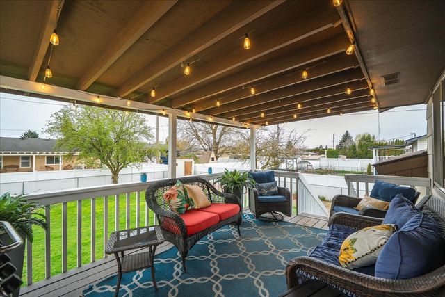 14104 E Sharp Ave, Spokane Valley, WA 99216