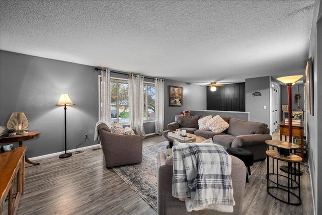 14104 E Sharp Ave, Spokane Valley, WA 99216