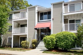 34 Silver Hill 12, Natick, MA 01760
