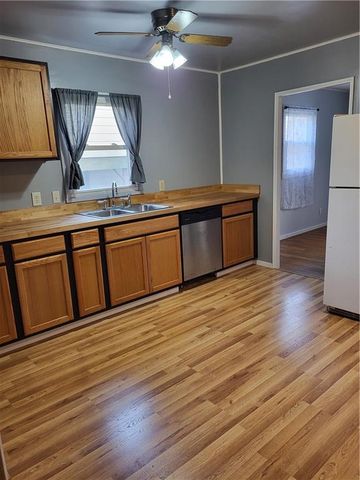 2716 Appleton Avenue, Independence, MO 64052