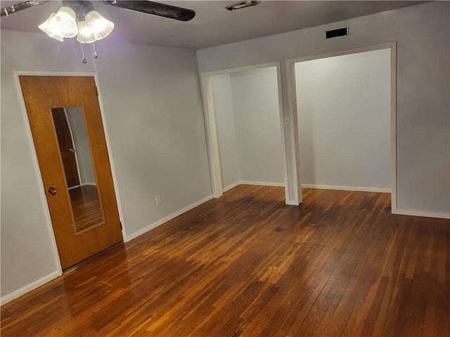 2716 Appleton Avenue, Independence, MO 64052