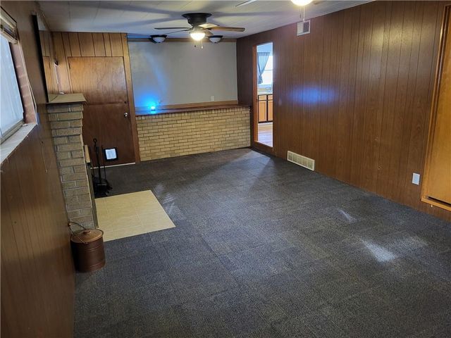 2716 Appleton Avenue, Independence, MO 64052