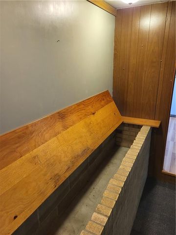 2716 Appleton Avenue, Independence, MO 64052