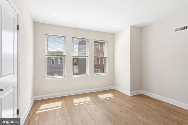 1424 S NAPA ST, Philadelphia, PA 19146
