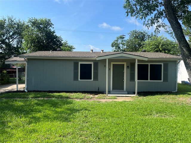 332 Crest Hill Drive, Mesquite, TX 75149