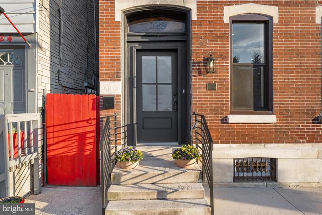 122 E BROAD ST, Burlington, NJ 08016