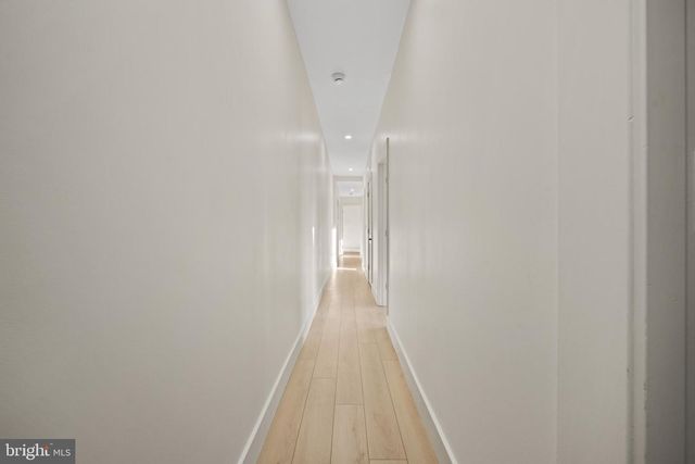 122 E BROAD ST, Burlington, NJ 08016