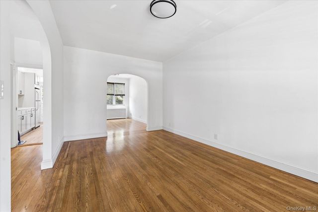 52-37 39th Avenue, Sunnyside, NY 11104