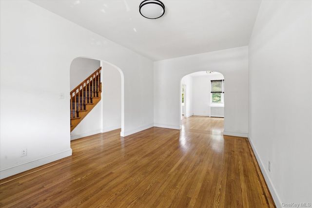 52-37 39th Avenue, Sunnyside, NY 11104