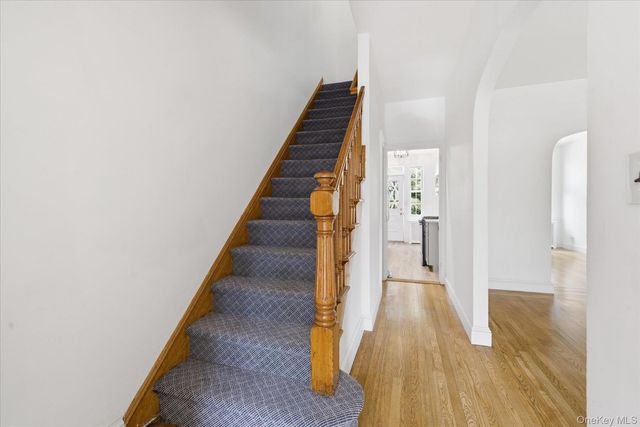 52-37 39th Avenue, Sunnyside, NY 11104