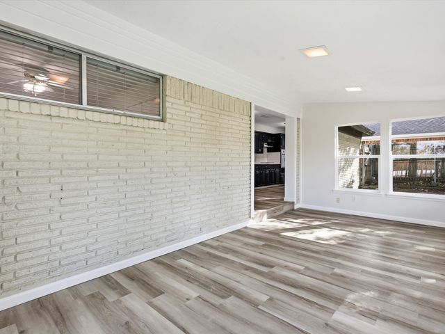 708 Candlewood Road, Fort Worth, TX 76103