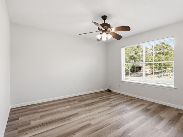 708 Candlewood Road, Fort Worth, TX 76103