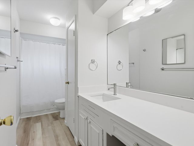 708 Candlewood Road, Fort Worth, TX 76103