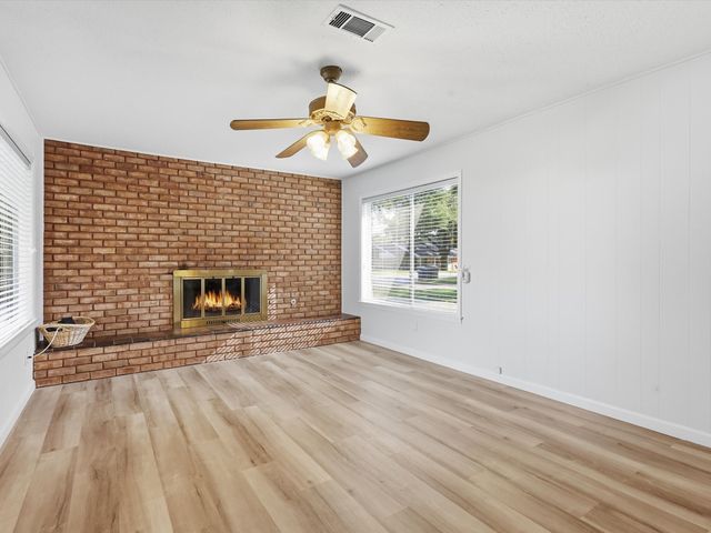 708 Candlewood Road, Fort Worth, TX 76103