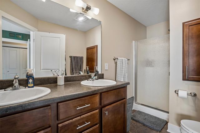 1028 NE 49th Lane, Ankeny, IA 50021